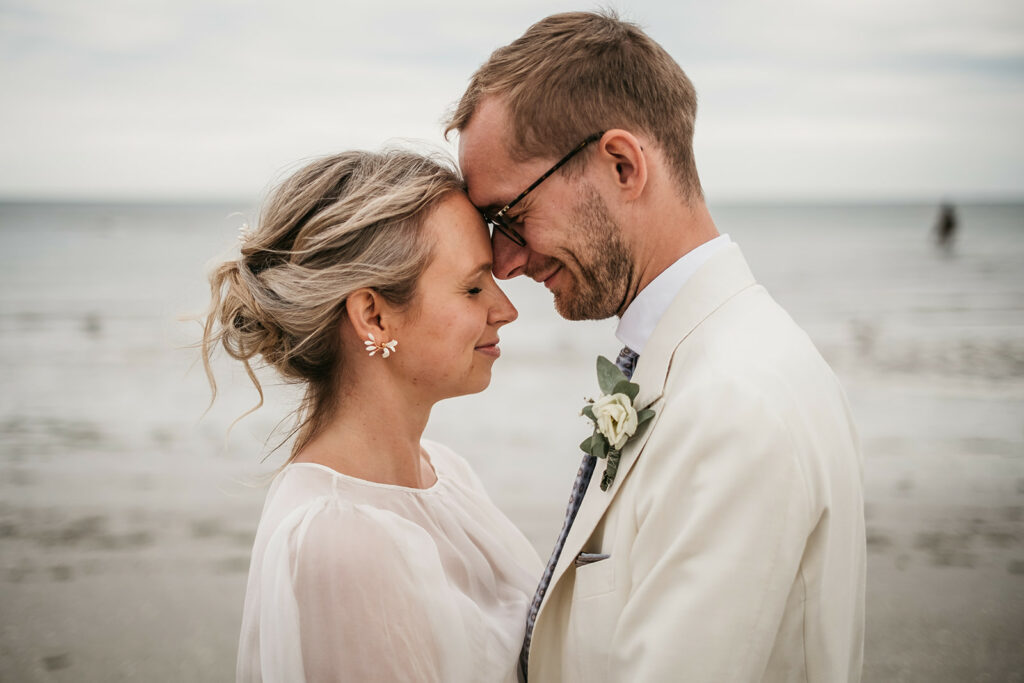 Mariage à la Baule les pieds dans le sable pierregobled 686
