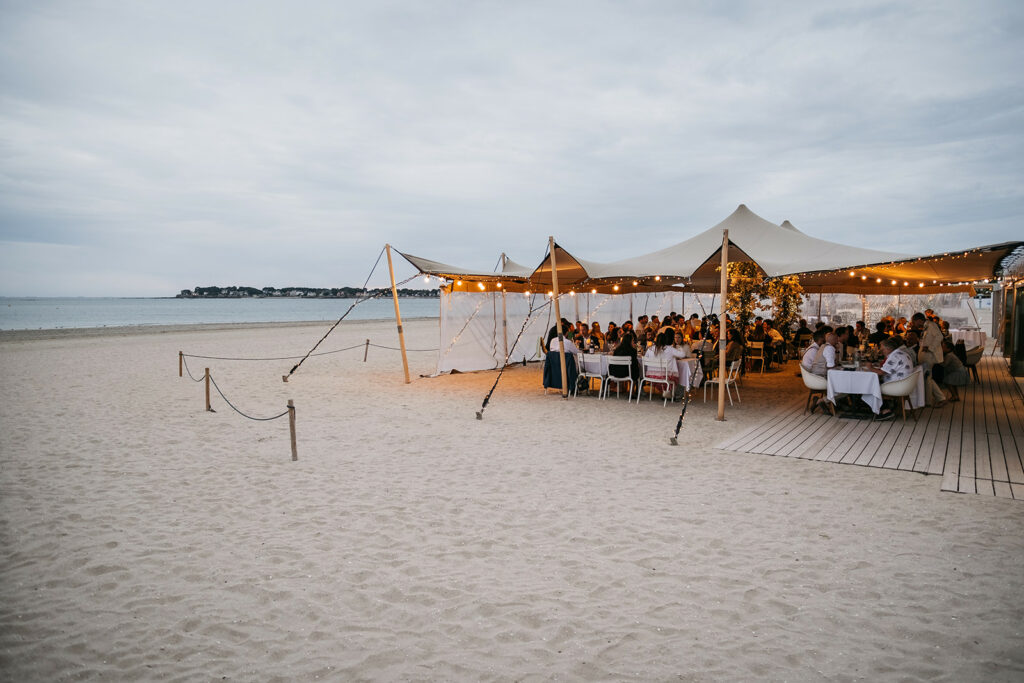 Mariage à la Baule les pieds dans le sable pierregobled 856